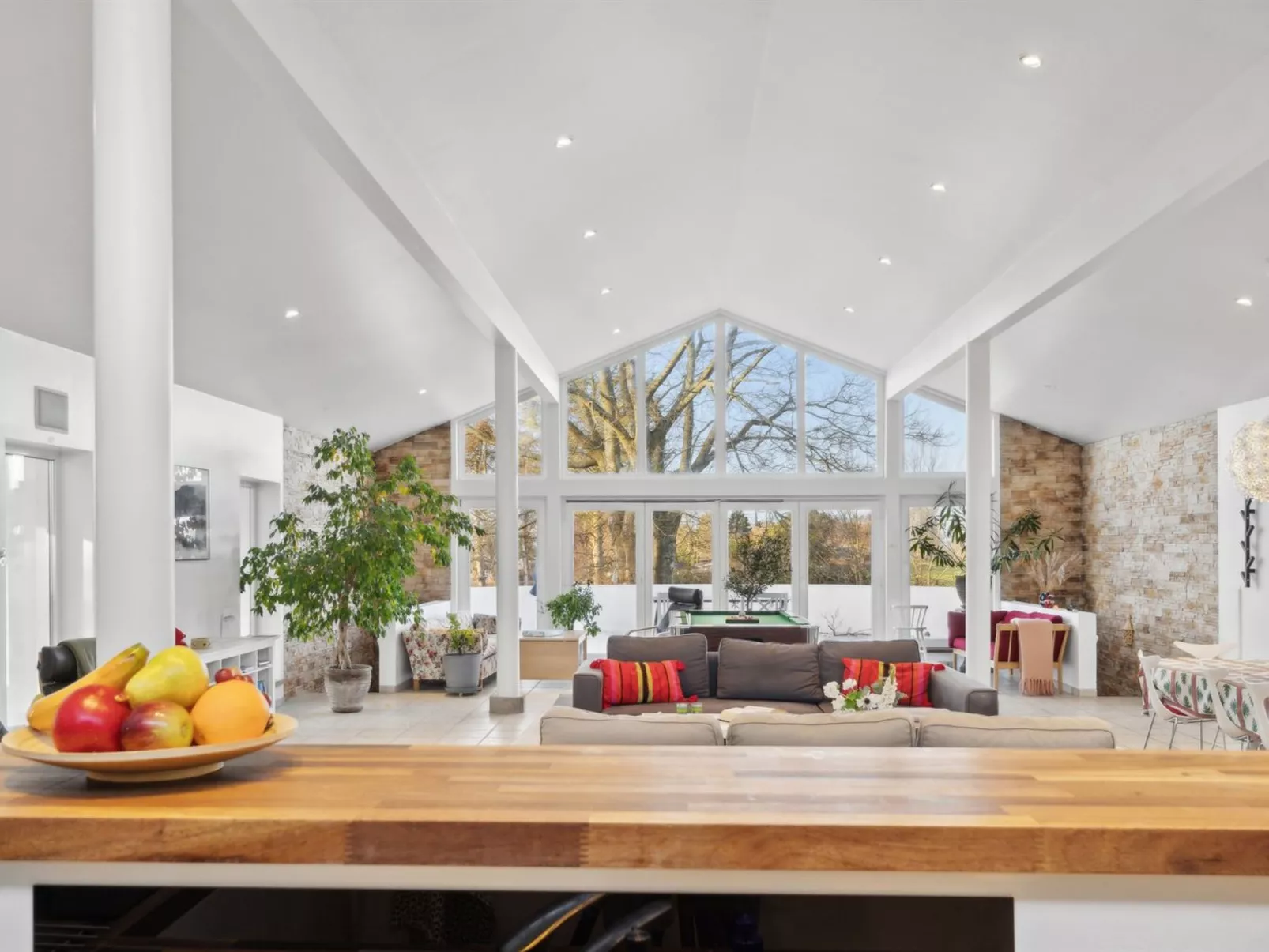 "Mikkeline" - 575m to the fjord-Dedans