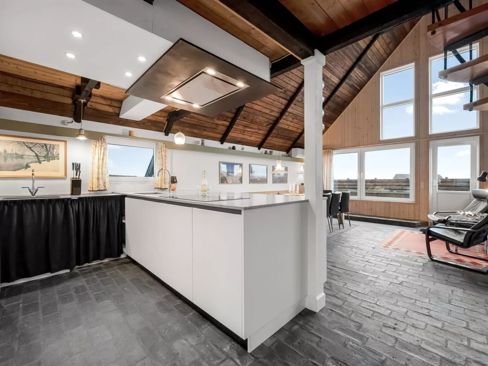 "Luzy" - 75m from the sea-Inside