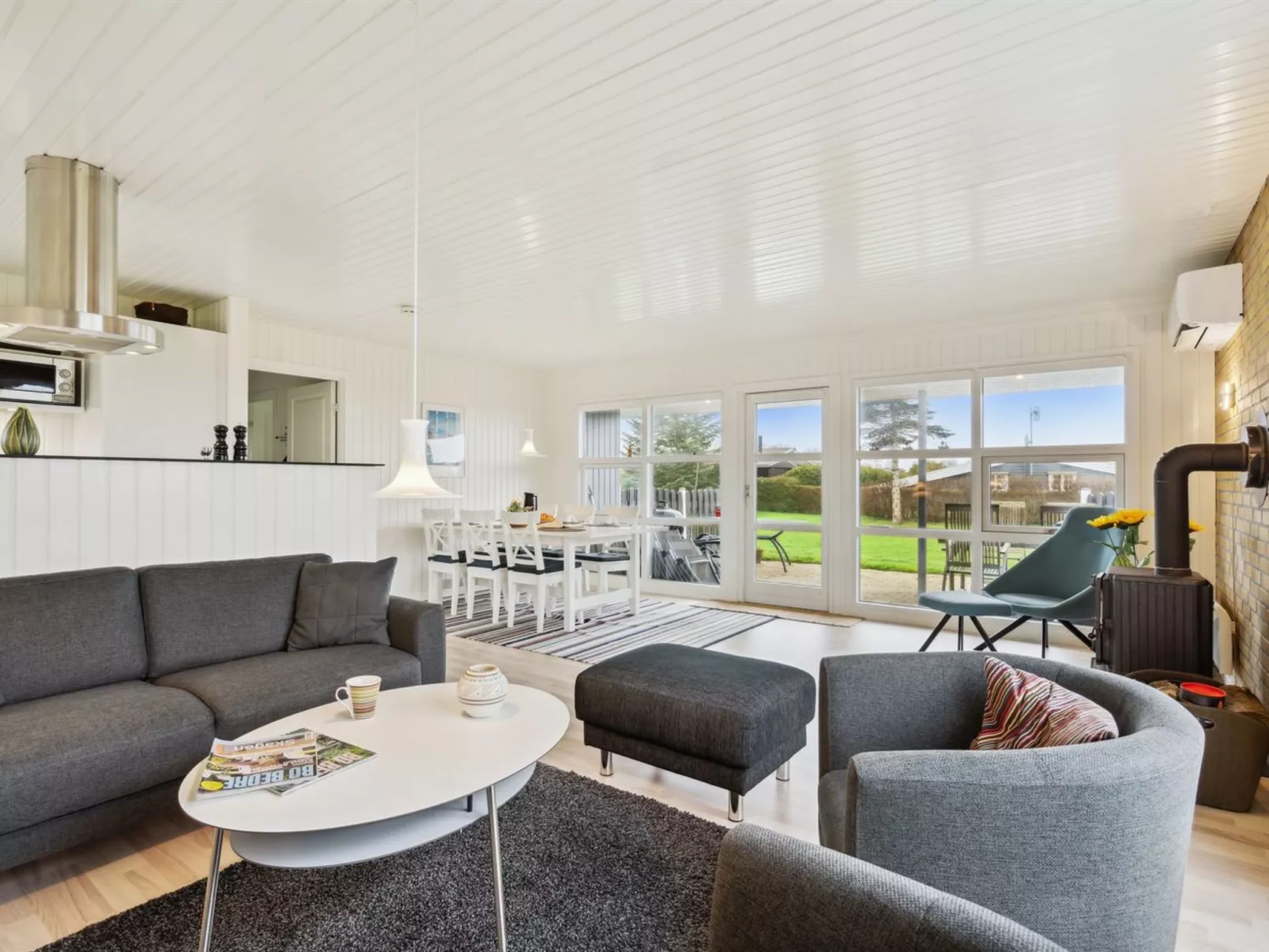 "Gudrun" - 250m from the sea-Inside