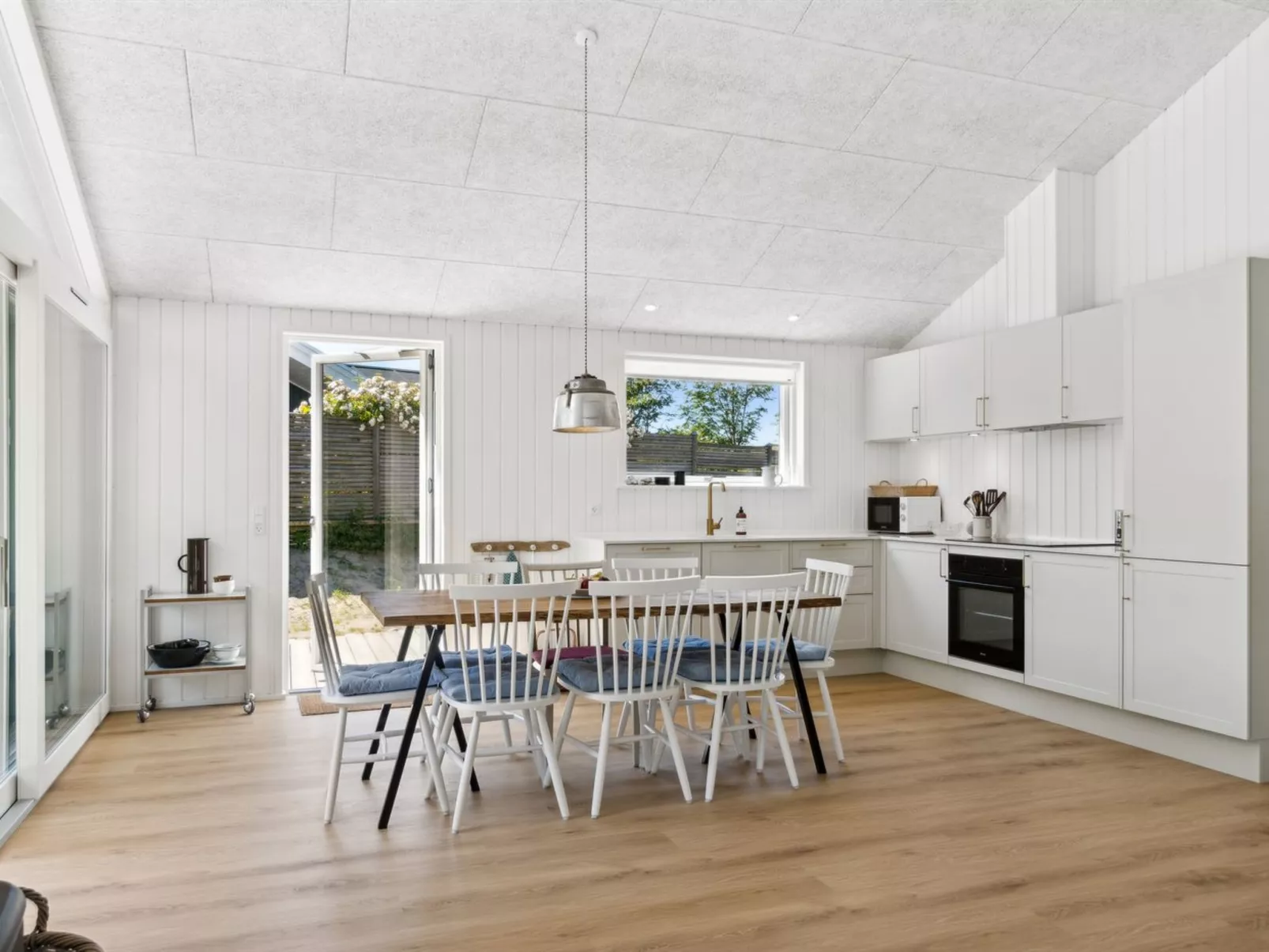 "Lonneke" - 450m from the sea-Dedans