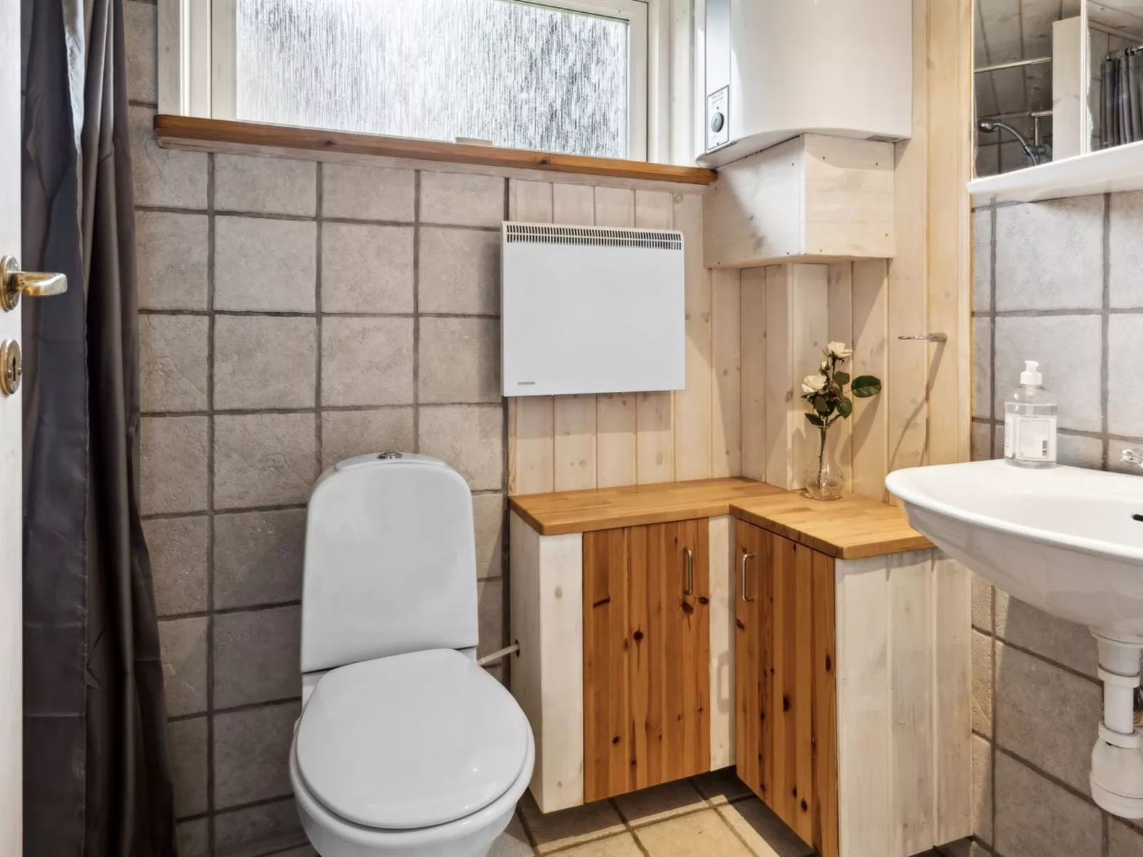 "Avni" - 300m from the sea-Inside