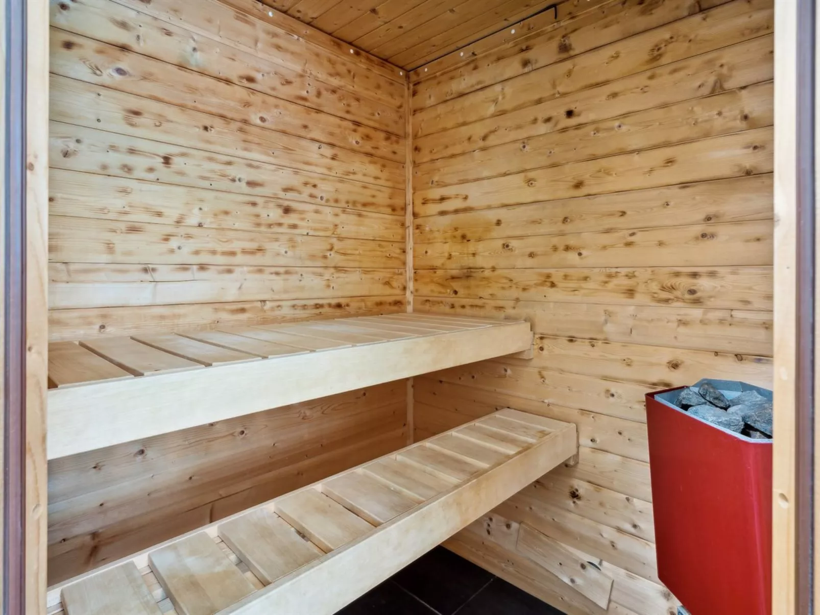 "Biergh" - 250m from the sea-Dedans