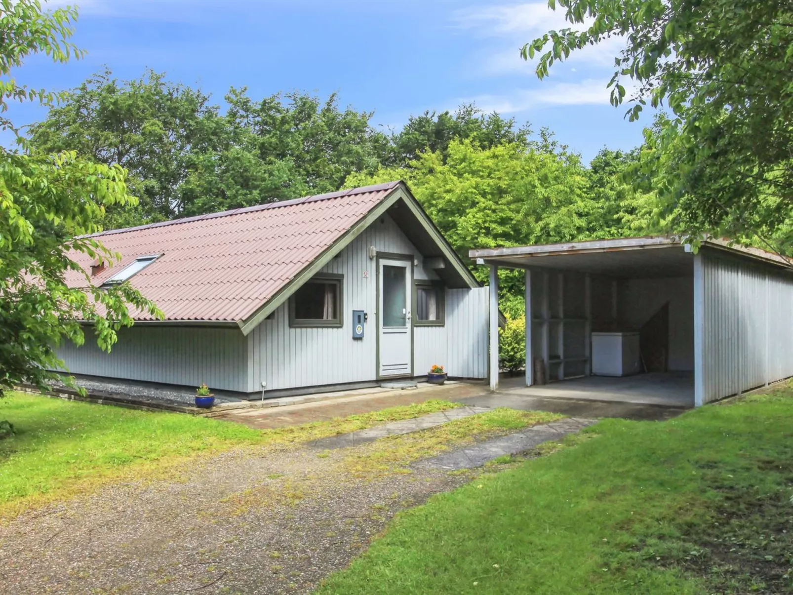 "Ofrath" - 30km from the sea-Outside