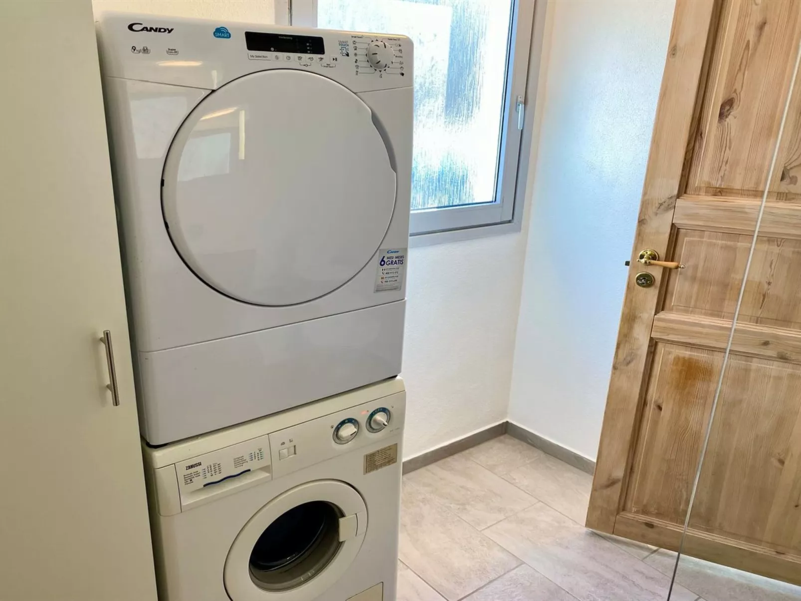 "Lonneke" - 800m from the sea-Dedans