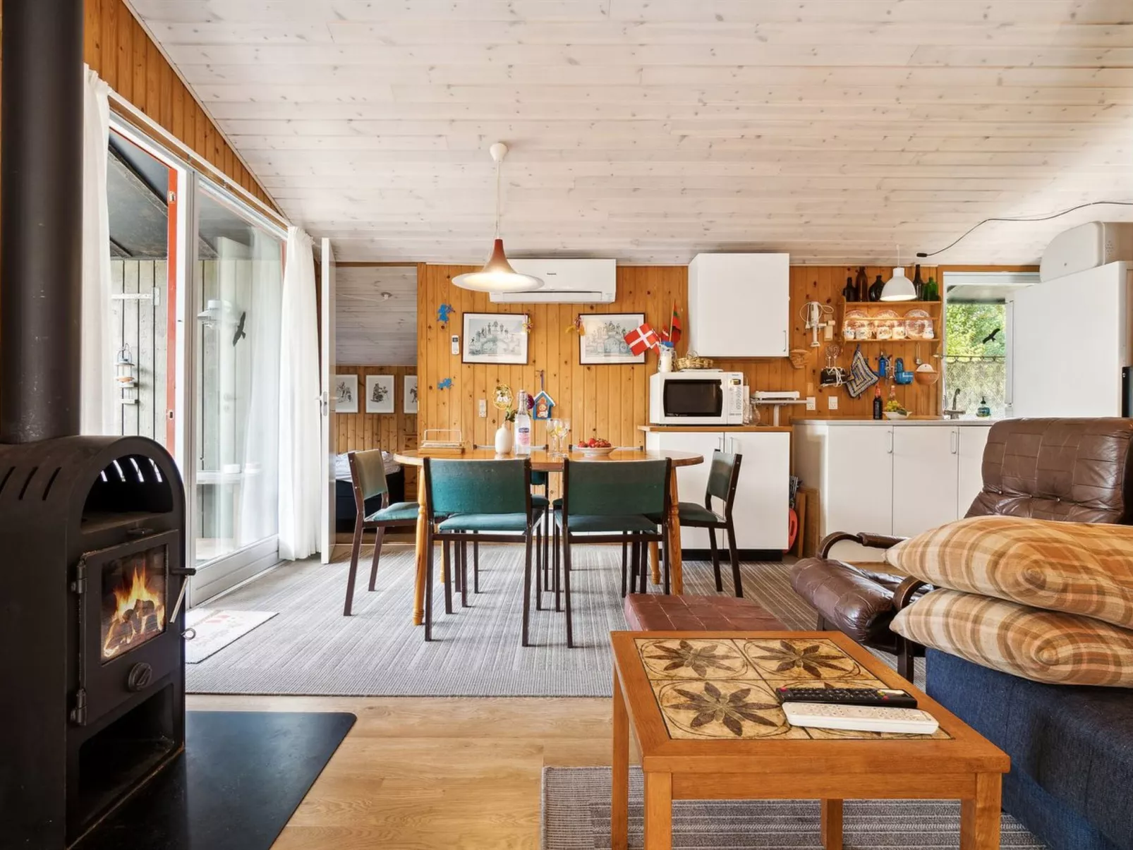 "Srebrenka" - 350m from the sea-Inside