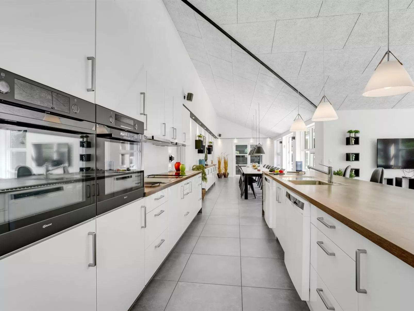 "Patrice" - 300m from the sea-Inside