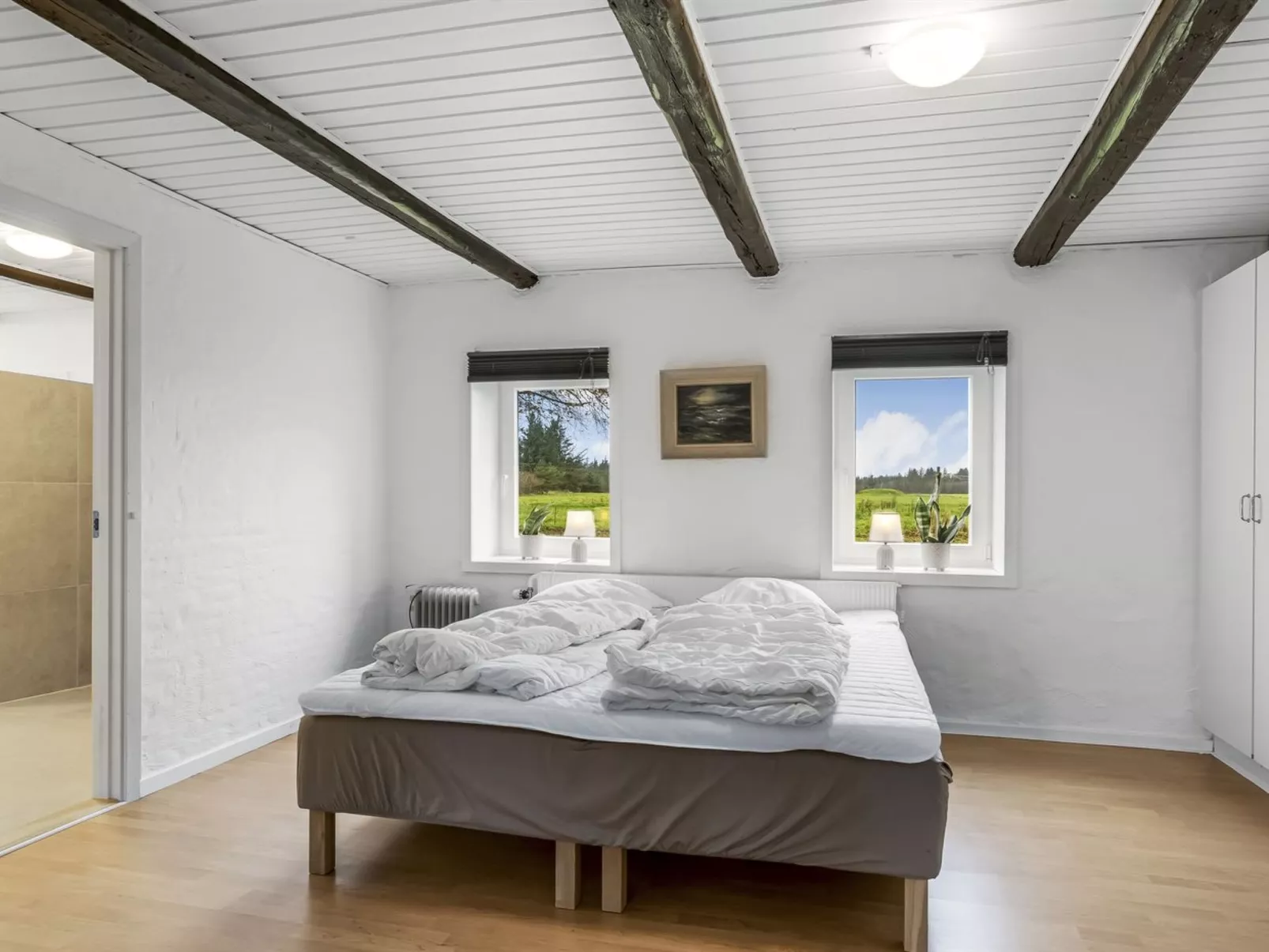 "Thorgot" - 3km from the sea-Inside