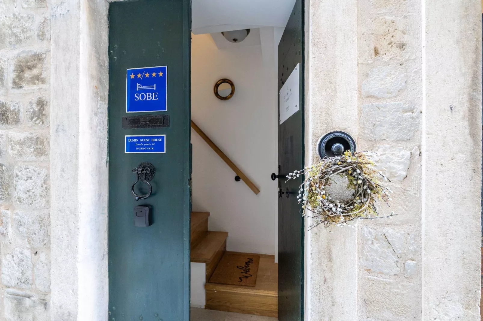 Guest House Lumin - Twin Room with City View (Third Floor) (BR3)-Facilities