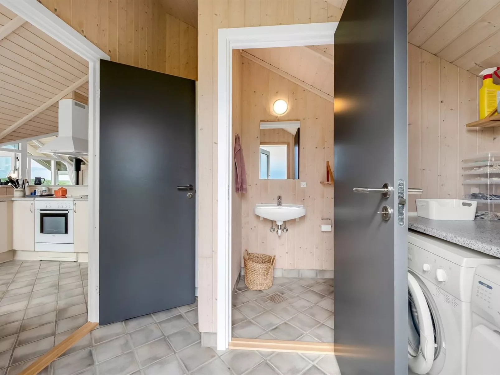 "Märta" - 250m from the sea-Inside