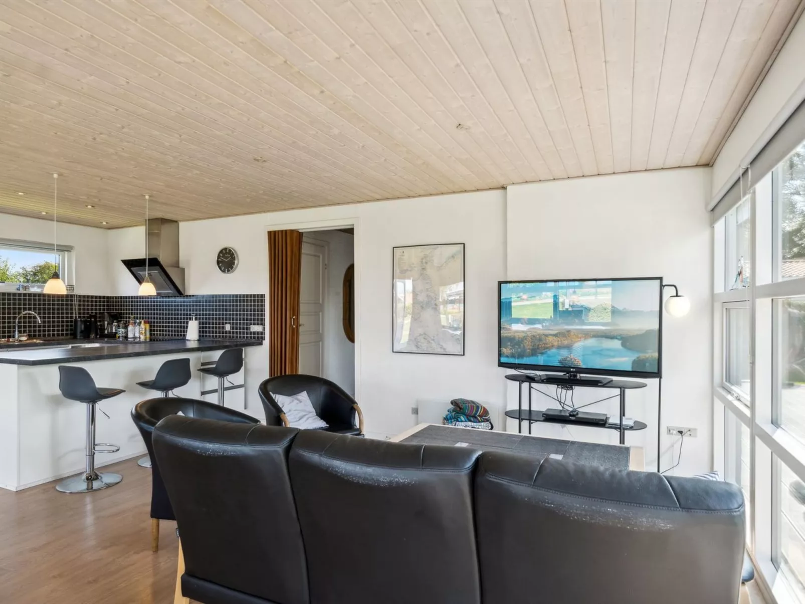 "Todor" - 150m from the sea-Drinnen