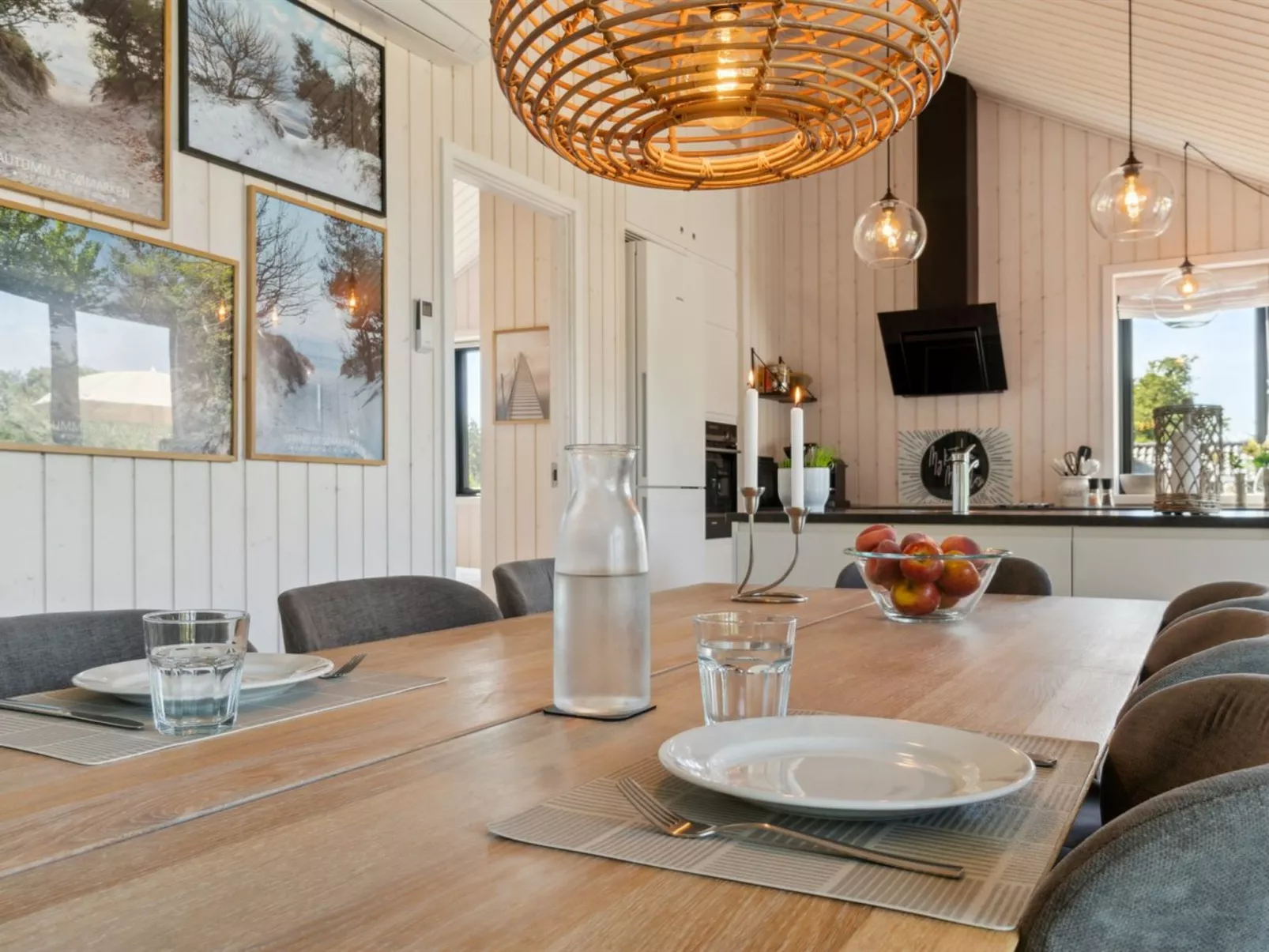 "Kristiarn" - 1.1km from the sea-Inside