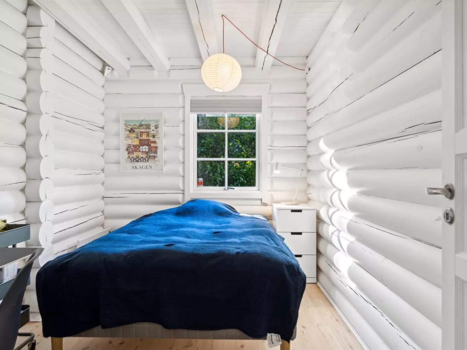 "Sighfrith" - 1.4km from the sea-Inside