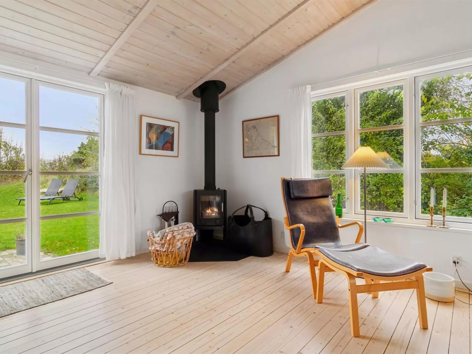 "Skyler" - 250m from the sea-Inside