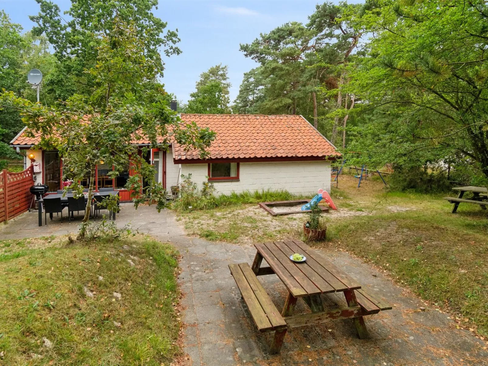 "Zoya" - 300m from the sea-Outside