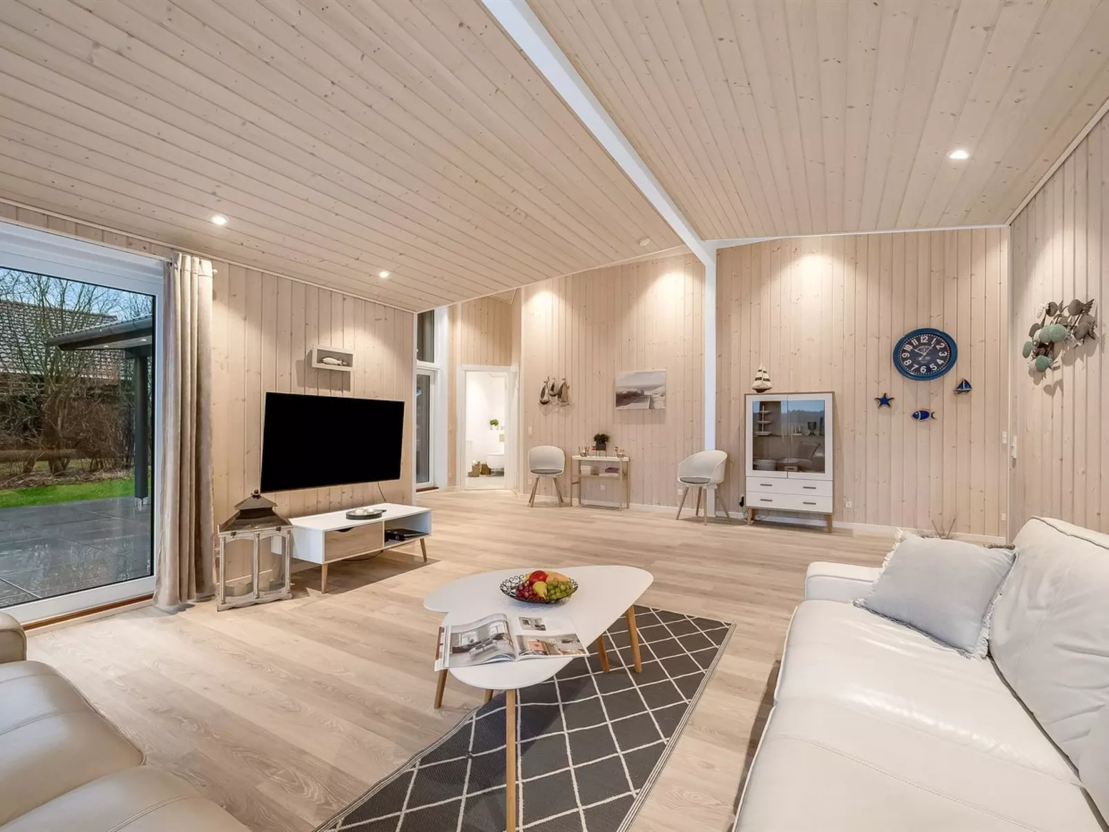 "Corina" - 850m to the fjord-Dedans