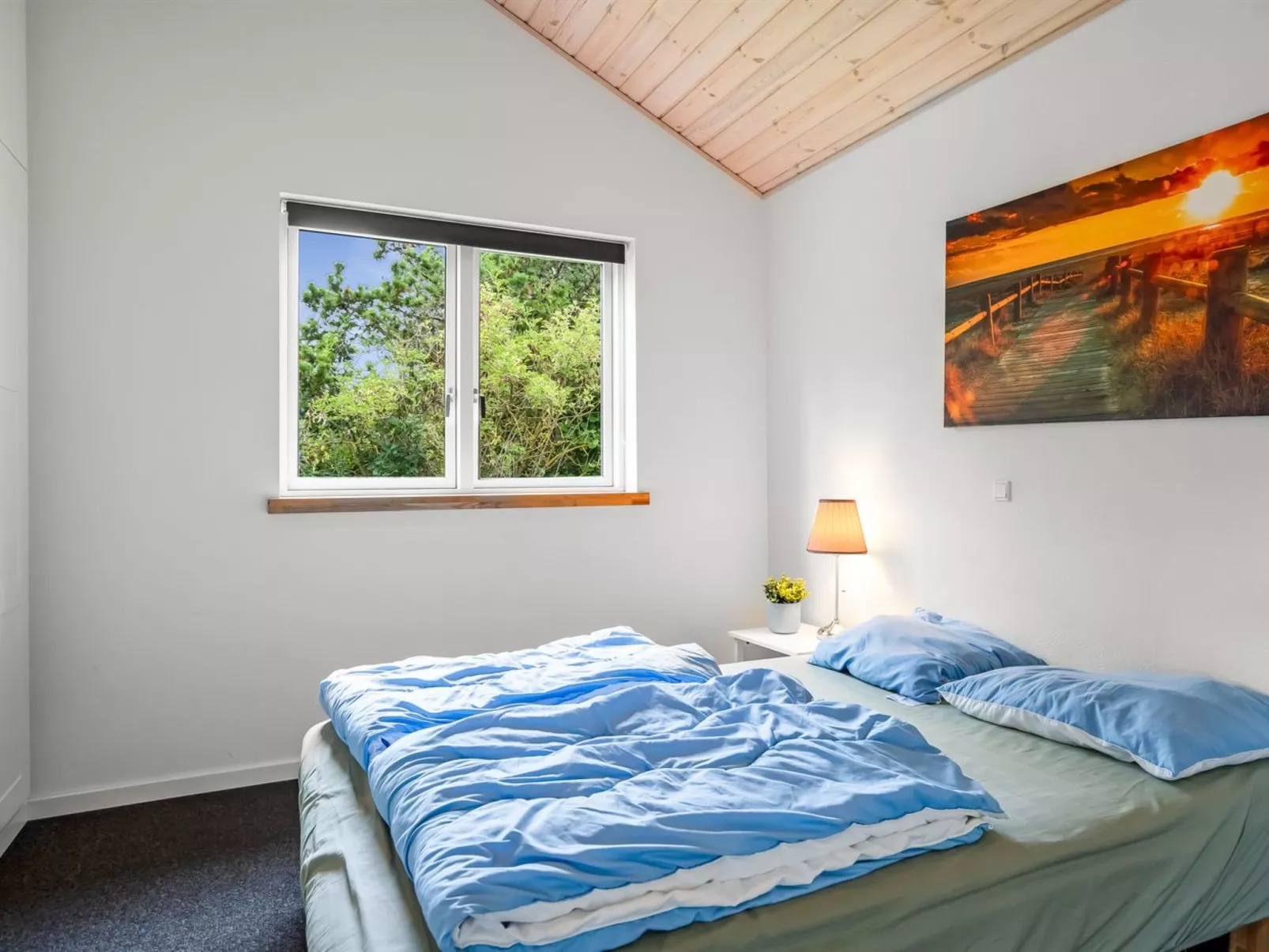 "Nauka" - 400m to the fjord-Inside