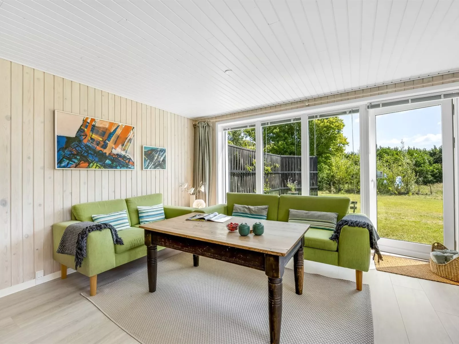 "Hermanni" -  from the sea-Inside