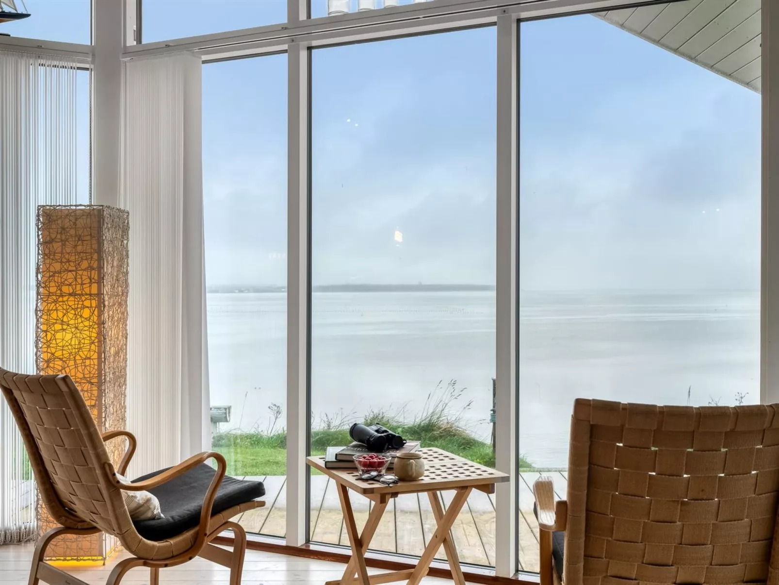 "Næwe" - 10m to the fjord-Draußen