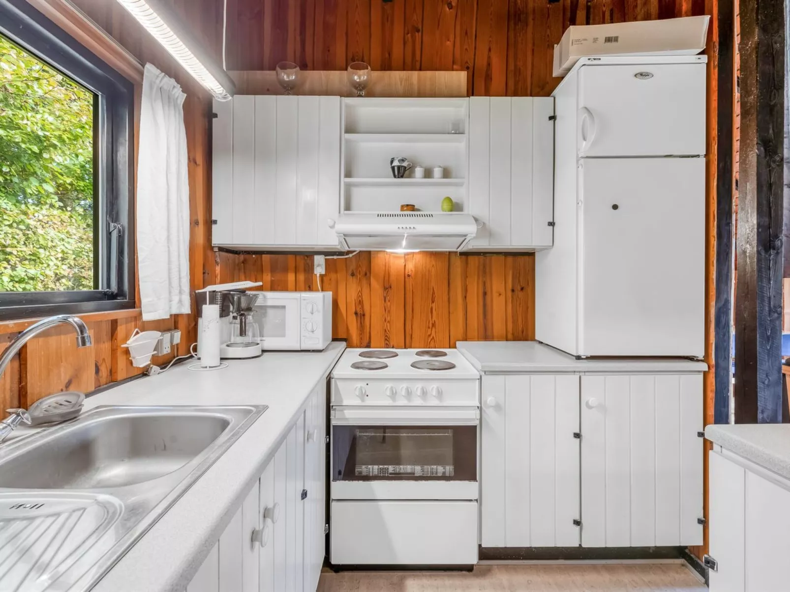 "Amila" - 30km from the sea-Inside