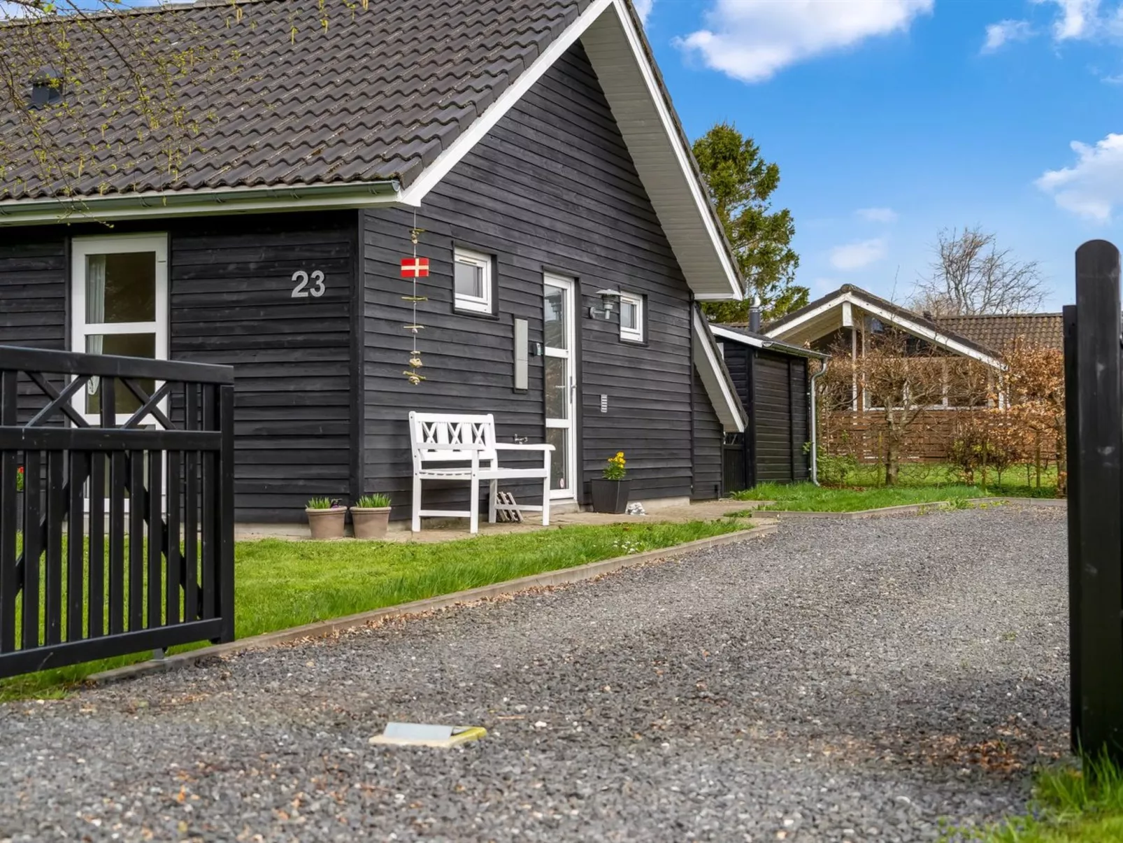 "Maunu" -  from the sea-Dehors