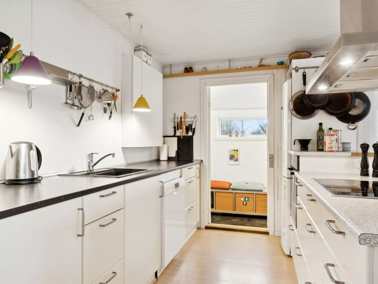 "Henryette" - 1.5km from the sea-Drinnen