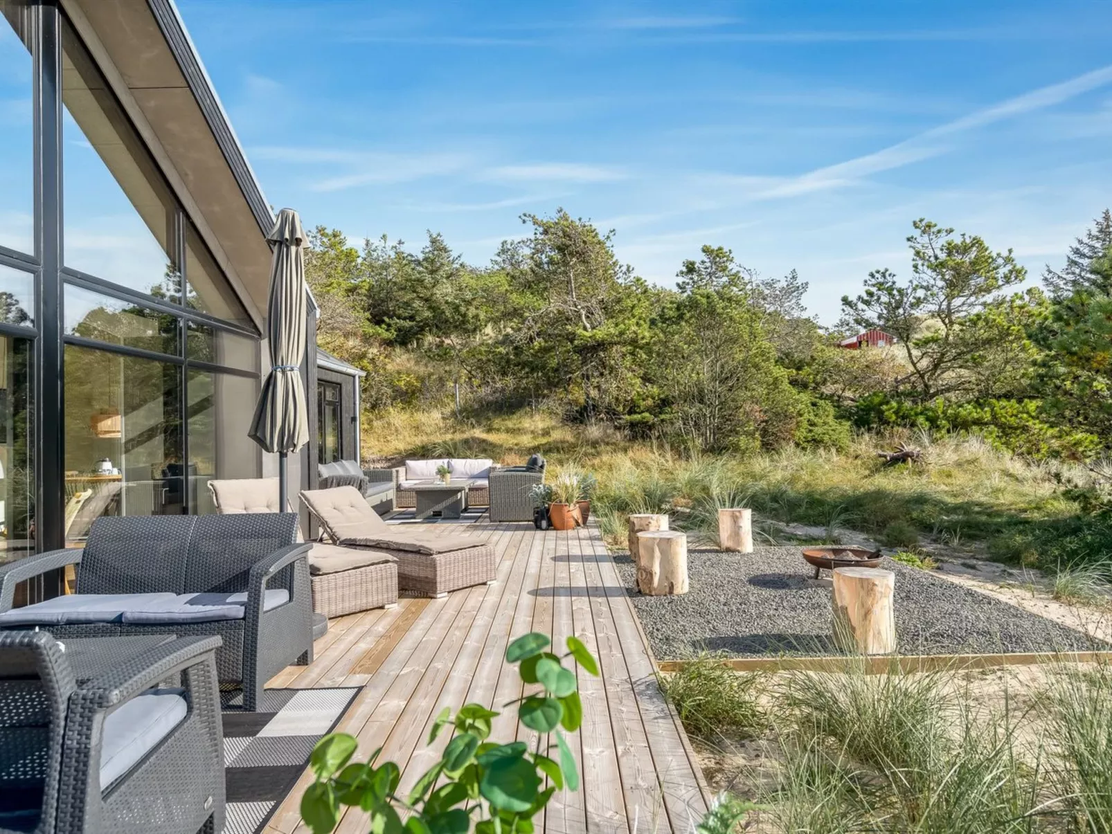 "Helga" - 900m from the sea-Outside