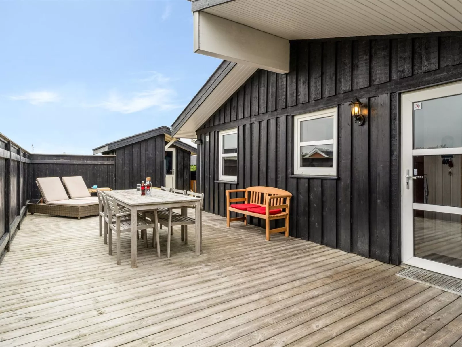 "Apelone" - 280m from the sea-Outside