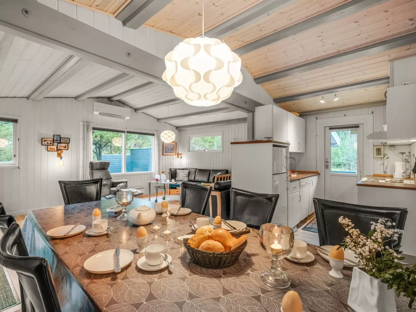 "Amaya" - 1km from the sea-Dedans