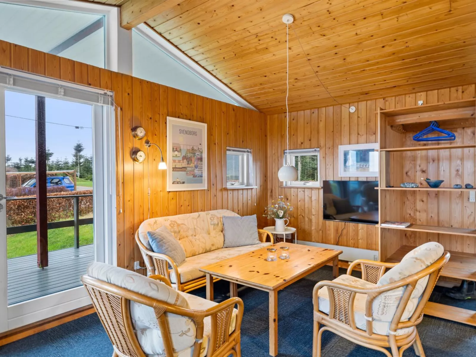 "Slava" - 75m from the sea-Inside