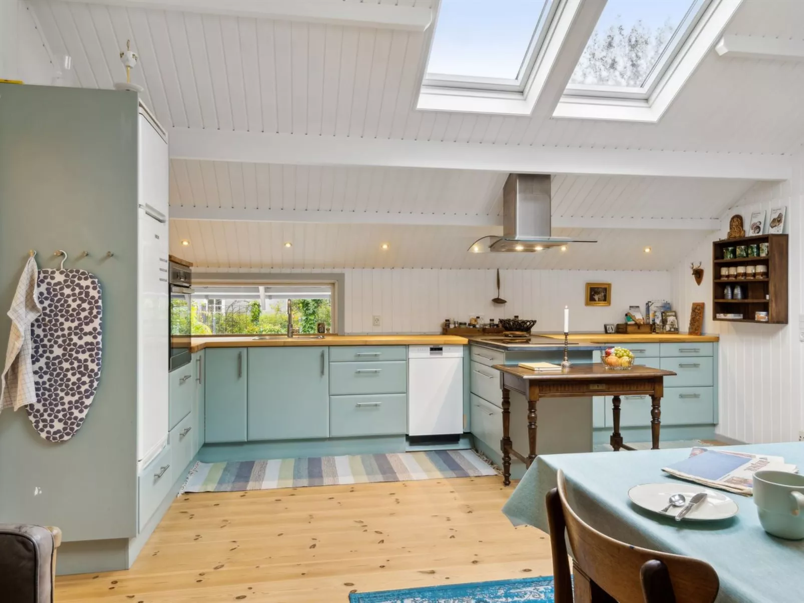 "Akule" - 6km from the sea-Dedans