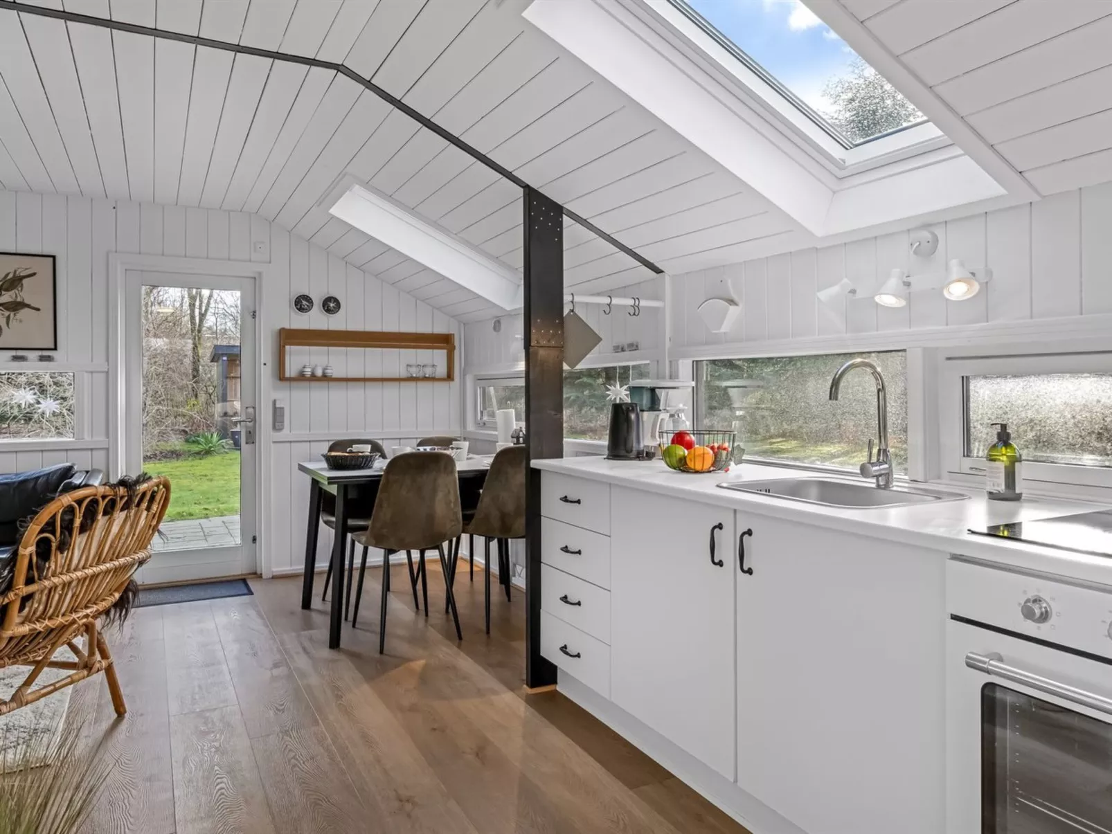 "Reino" - 30km from the sea-Drinnen