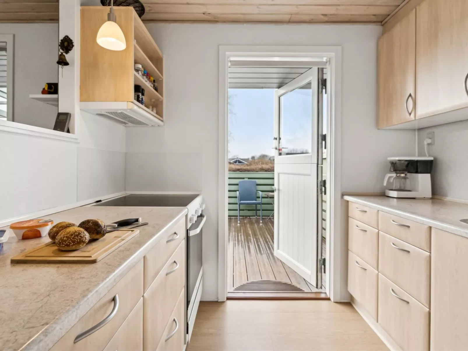 "Severine" - 650m from the sea-Inside