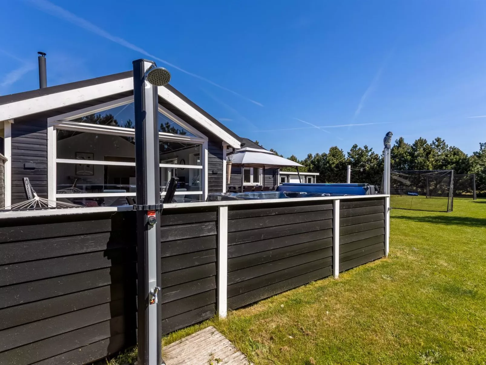 "Amdi" - 1.3km from the sea-Outside