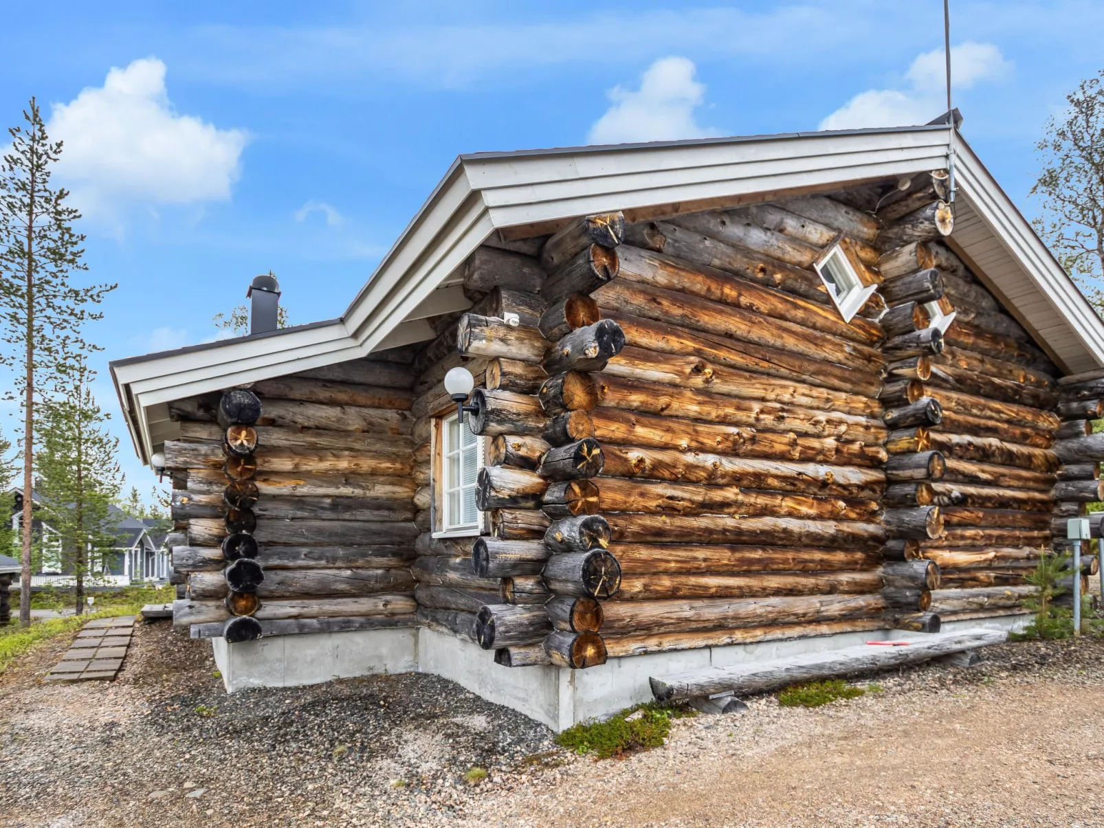 Palovaarankaarre 17-Dedans