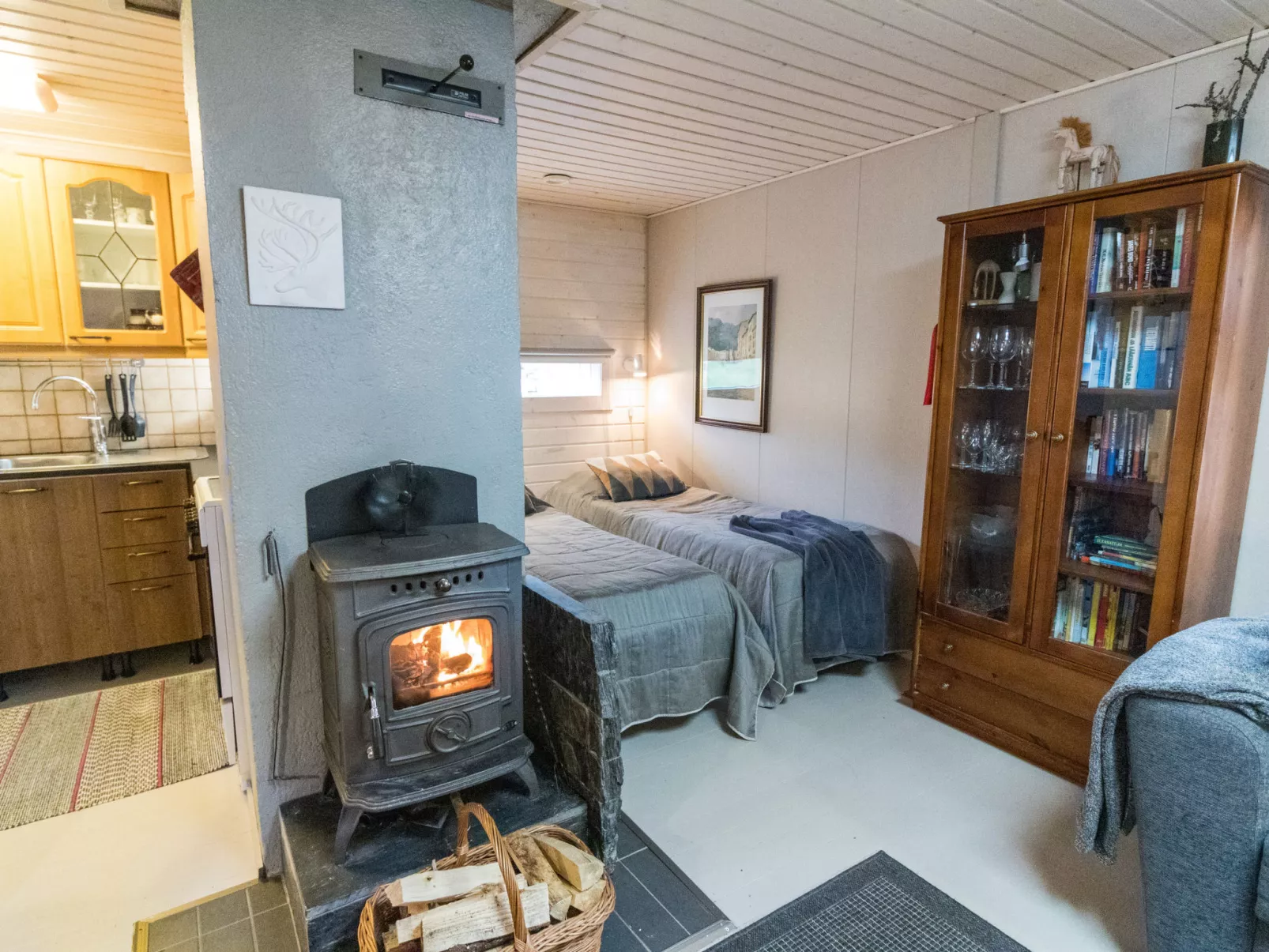 Lystikämän tupa-Dedans