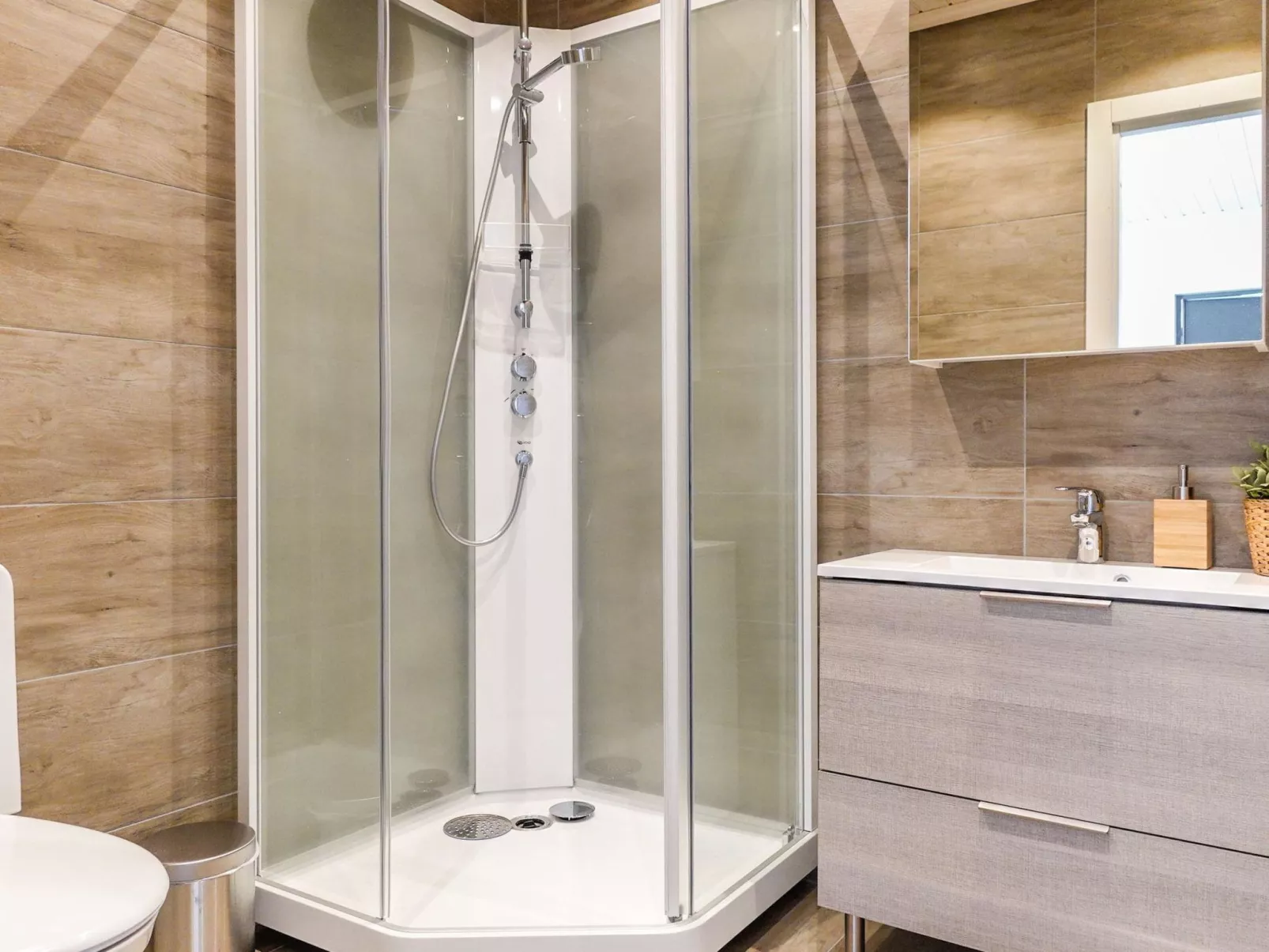 Villa paadar-Drinnen