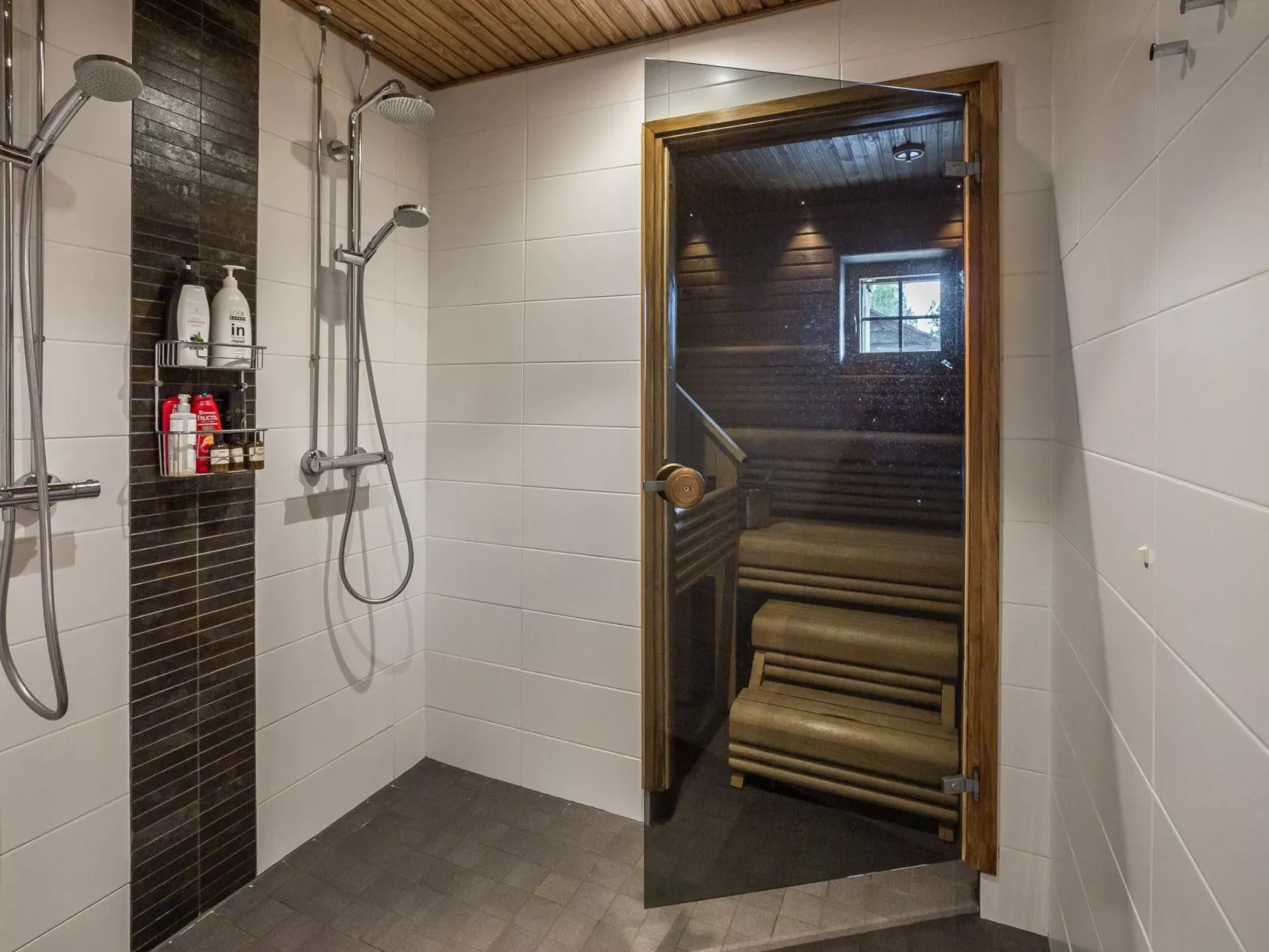 Karhunkieppi 11a-Drinnen