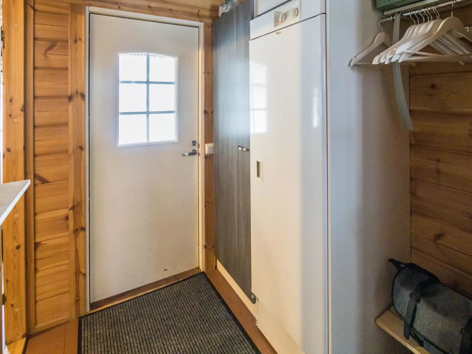 Välitie 4 f 14-Dedans