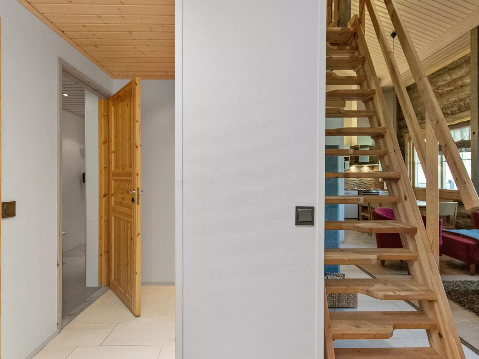 Nilikuru c 6-Drinnen