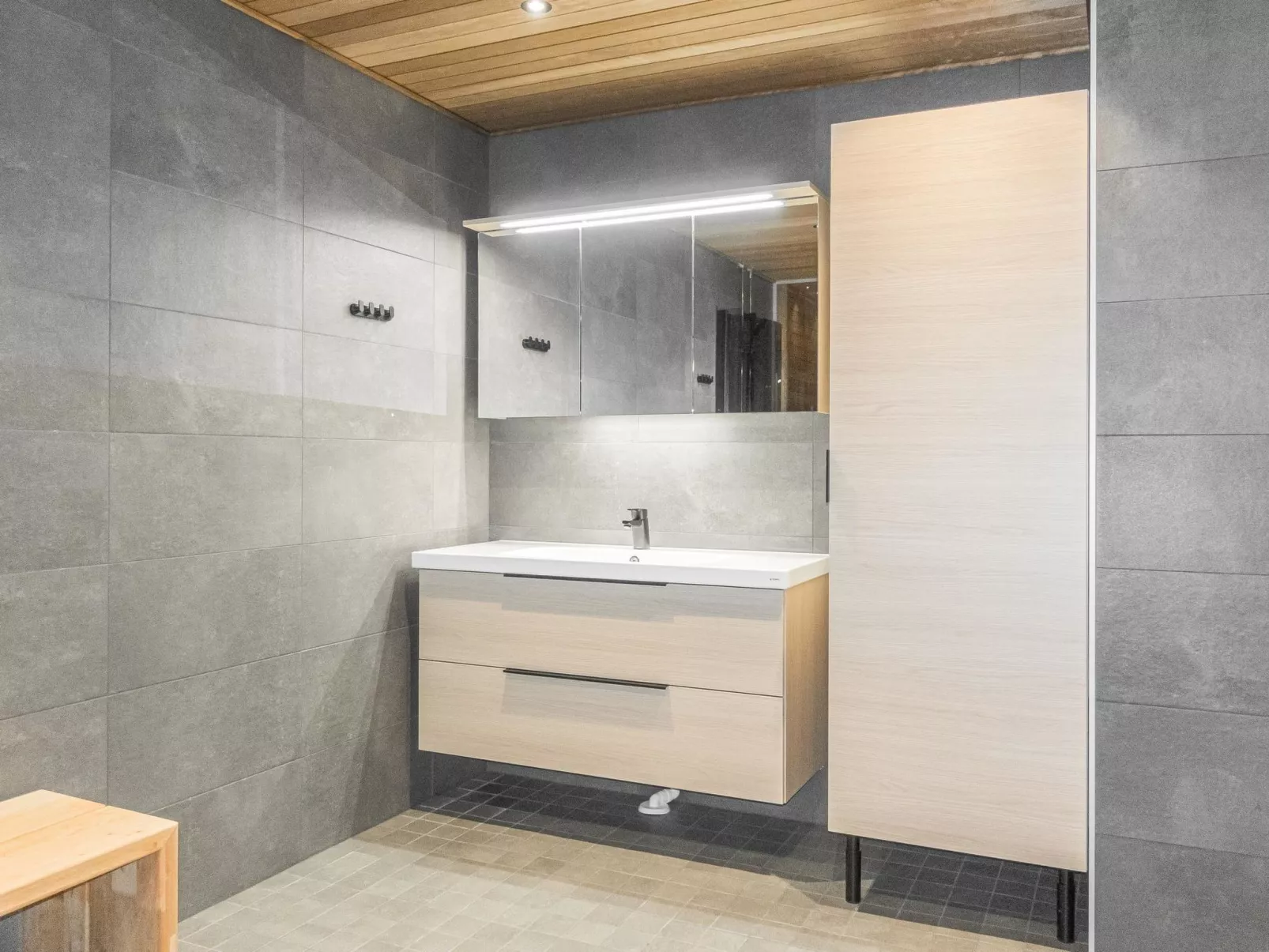 Villa jääpolte-Drinnen