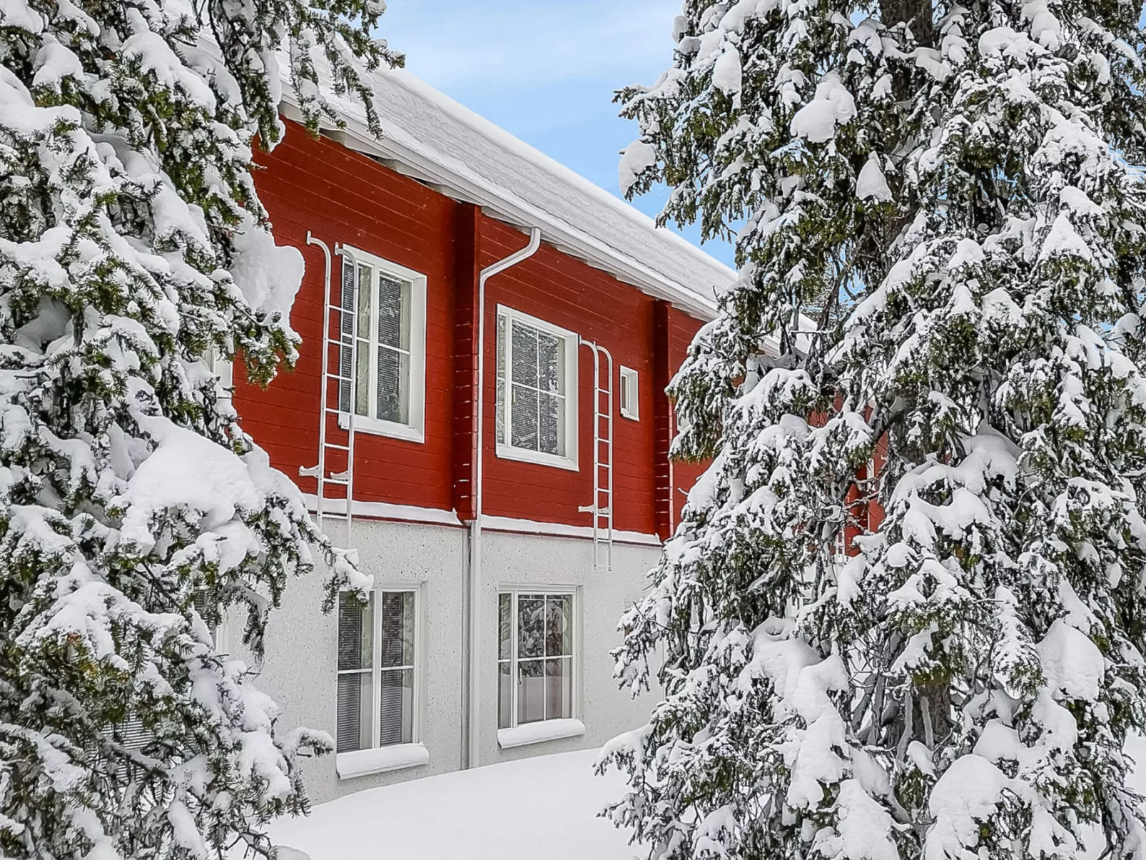 Yllästar 3 as 601-Dedans