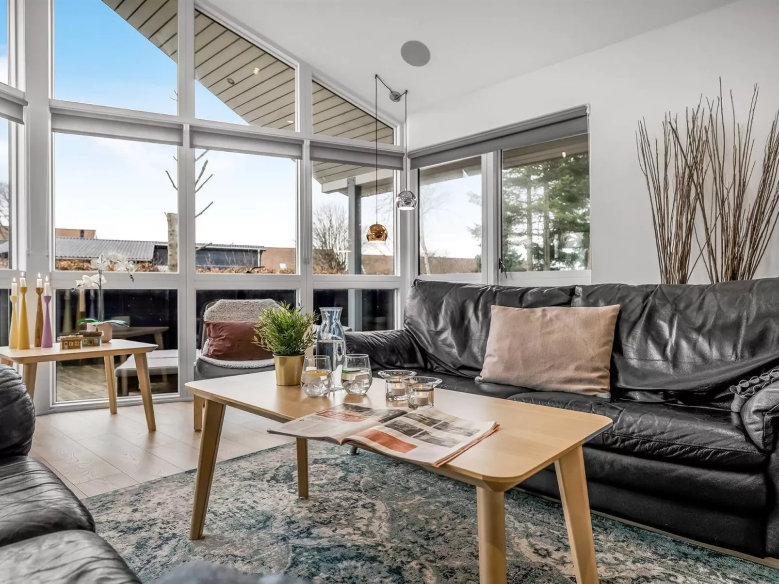 "Carlie" - 250m to the fjord-Inside