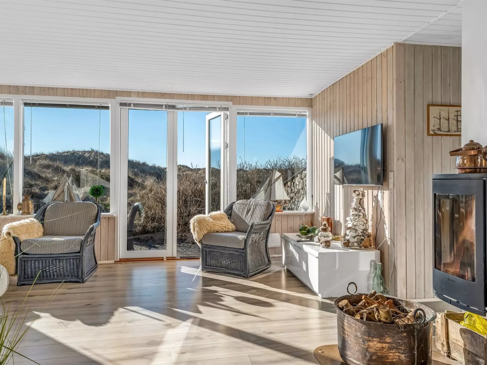 "Alrike" - 200m from the sea-Dedans