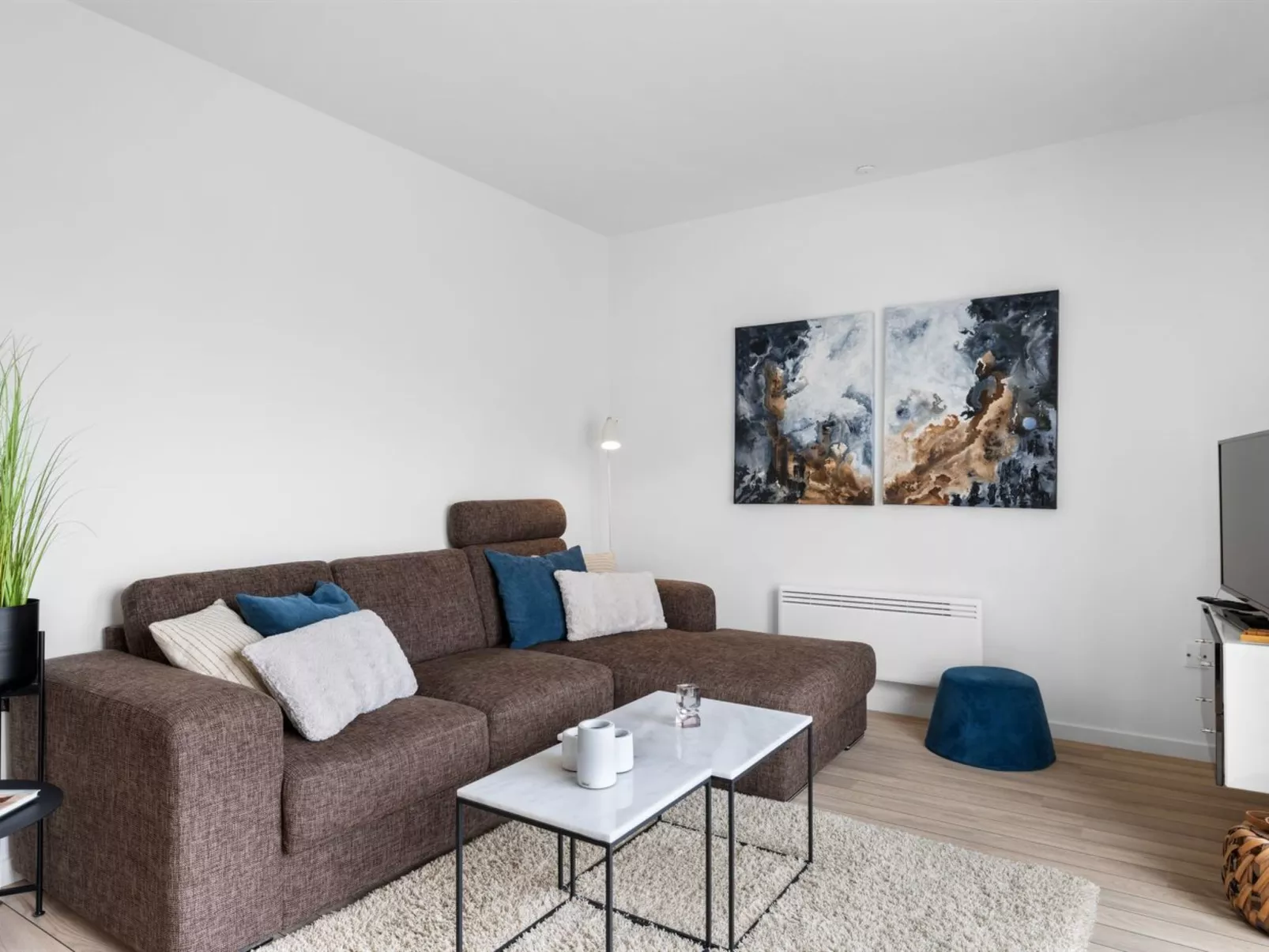 "Kari" - 50m from the sea-Inside