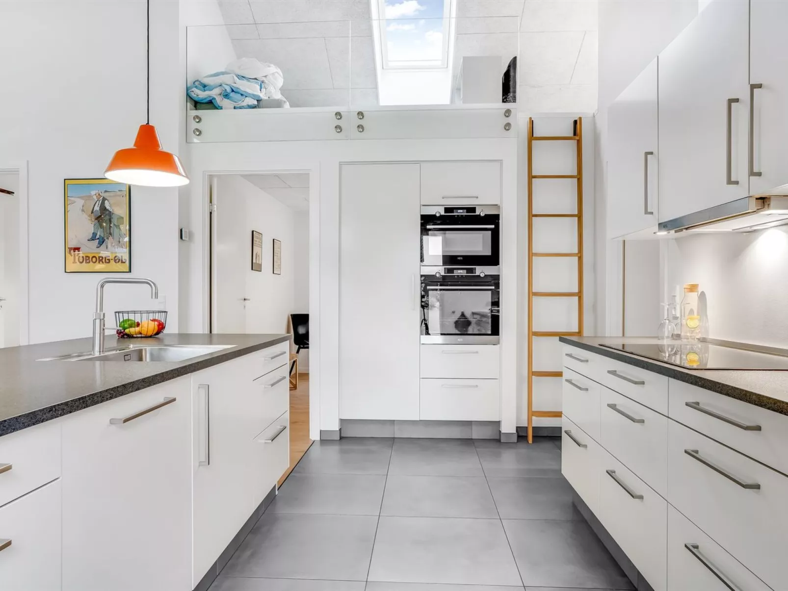 "Erlinda" - 300m from the sea-Dedans