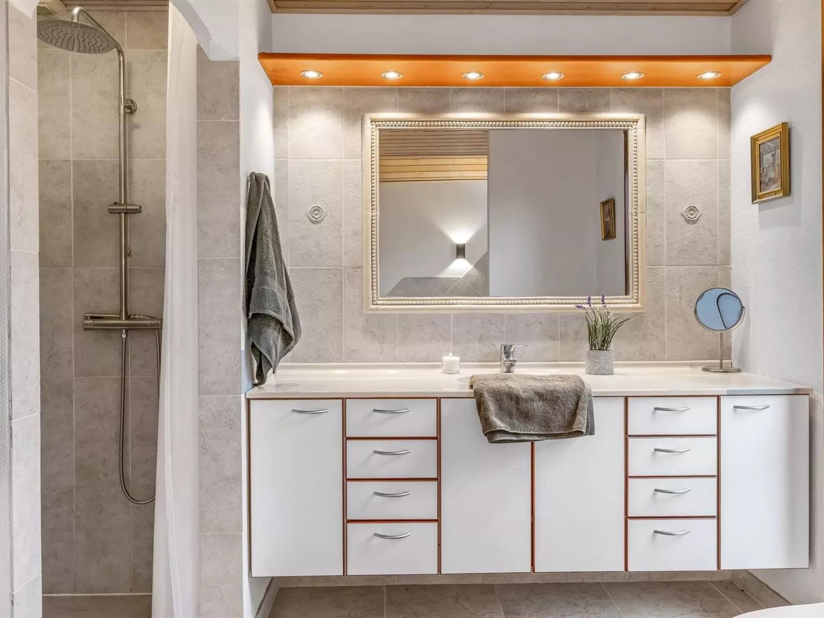 "Gitte" -  from the sea-Drinnen