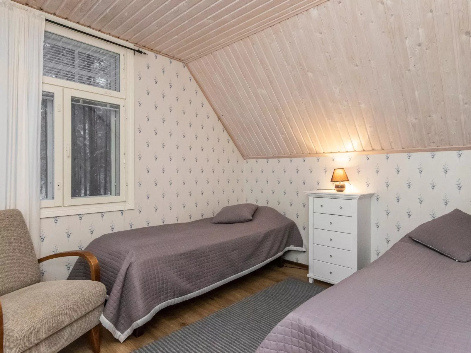 Eemilin huvila-Dedans