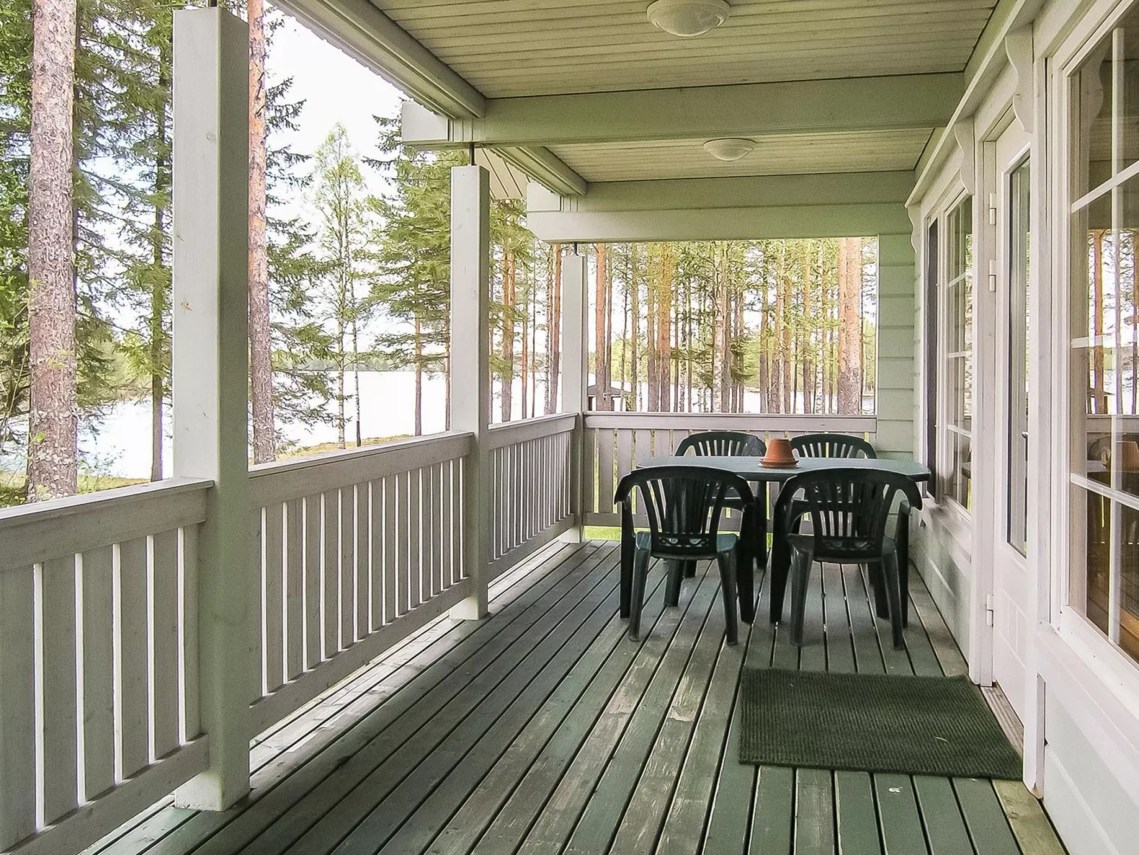 Yläneuvola silta-Dedans