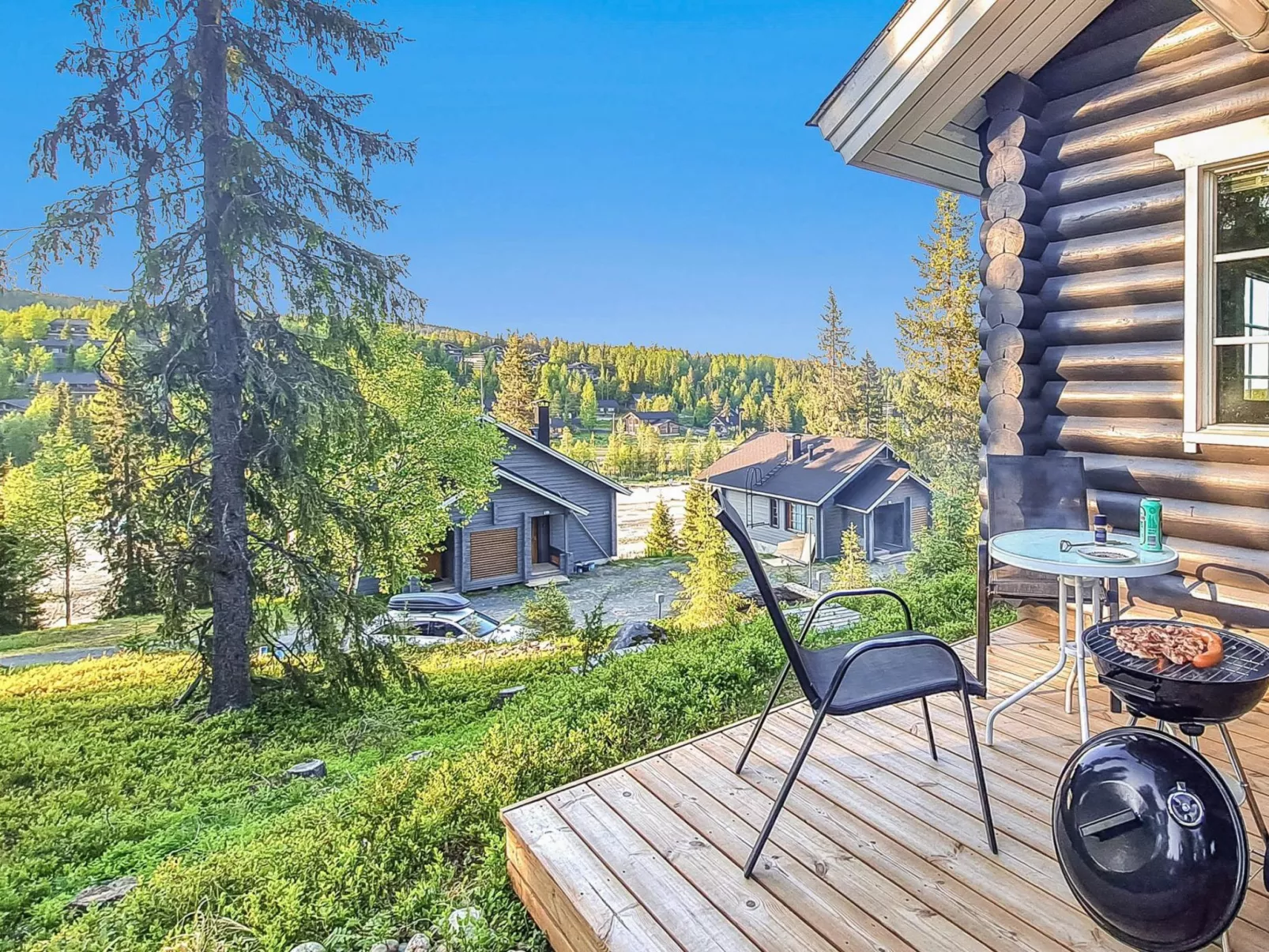 Vuosselinkulma 1-Dedans