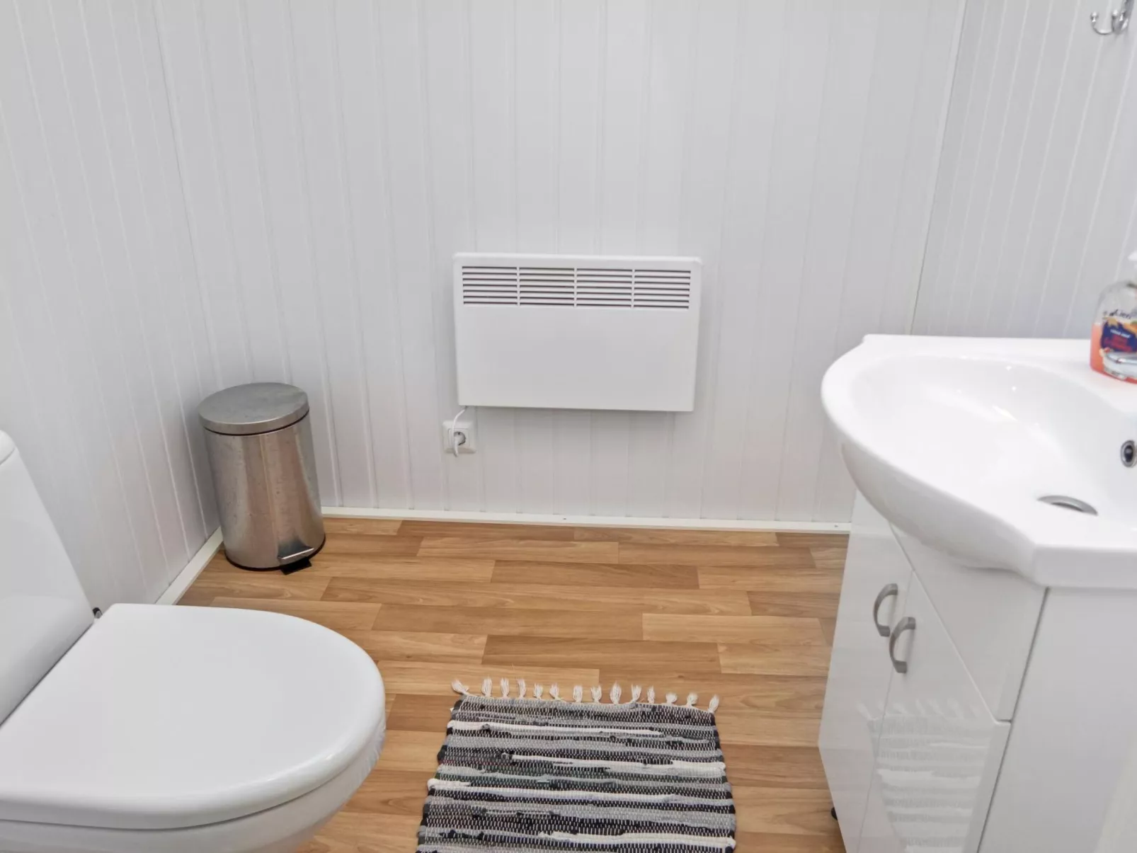 Iso-karpalo a-Dedans